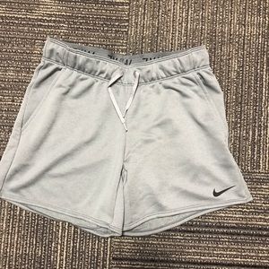 Women’s grey Nike running shorts with pockets NWOT